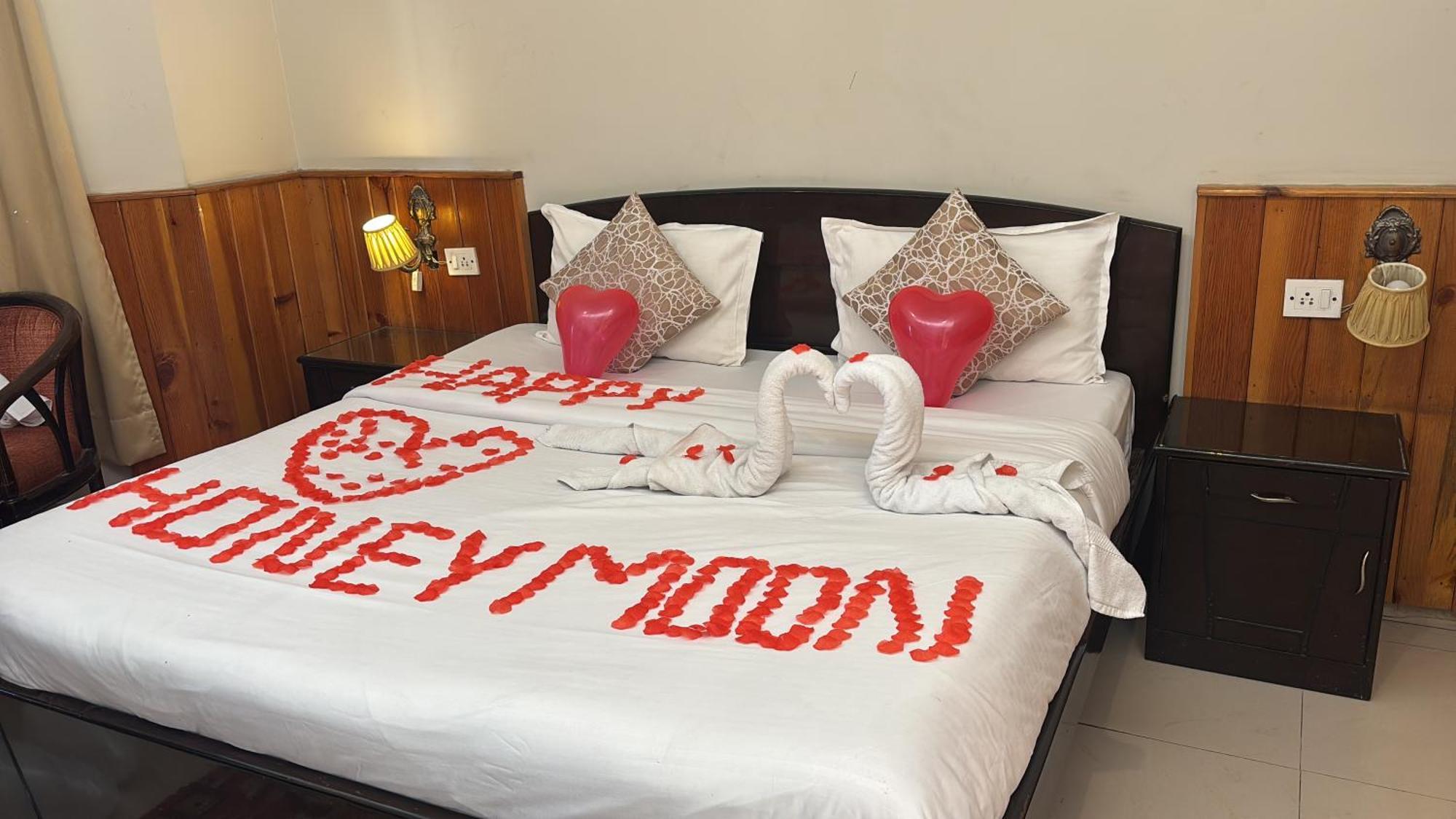 Ivy The Boutique Hotel Near Neem Karoli Temple Nainital Luaran gambar
